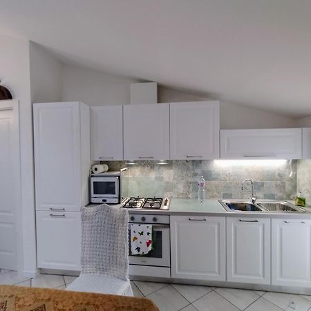 Mansarda Di Masha Apartment Villongo SantʼAlessandro Екстериор снимка