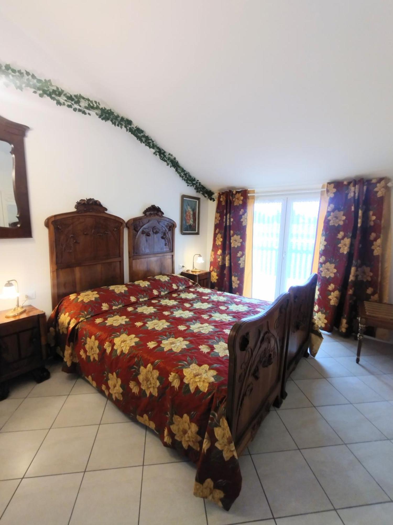 Mansarda Di Masha Apartment Villongo SantʼAlessandro Екстериор снимка